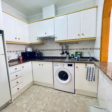Apartman El Papagayo 2 Mins Walking To The *