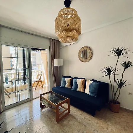 El Papagayo 2 Mins Walking To The *