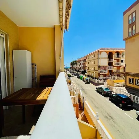 El Papagayo 2 Mins Walking To The