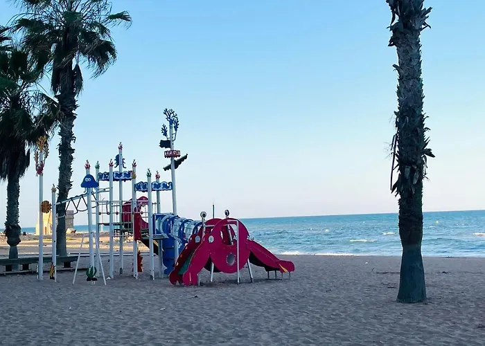 El Papagayo 2 Mins Walking To The Apartment Torrevieja