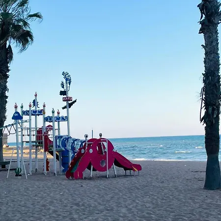 El Papagayo 2 Mins Walking To The Daire Torrevieja