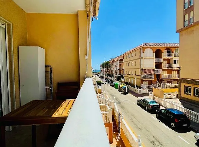 El Papagayo 2 Mins Walking To The